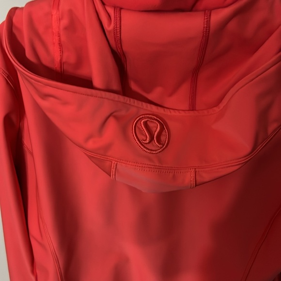 Lululemon jacket - Picture 5 of 6